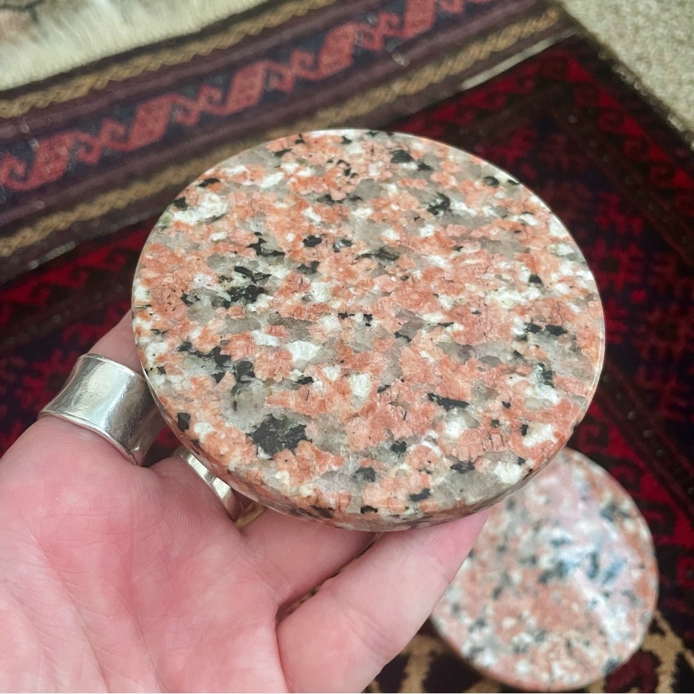 Pink marble coaster set